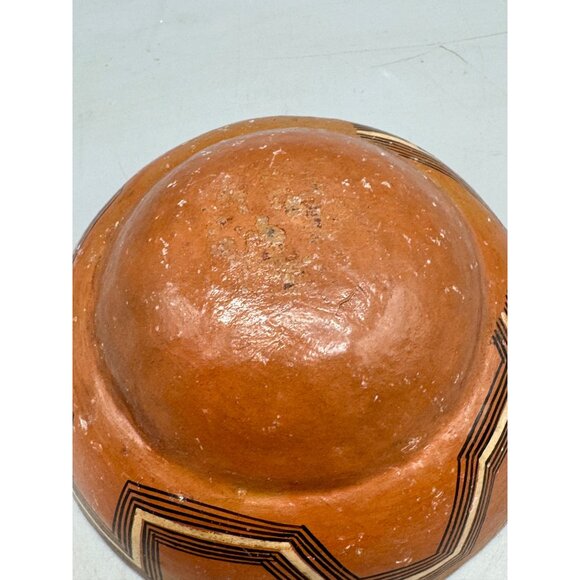 Handcrafted Geometric Pattern Terracotta Bowl 6x3" brown READ - Picture 7 of 9